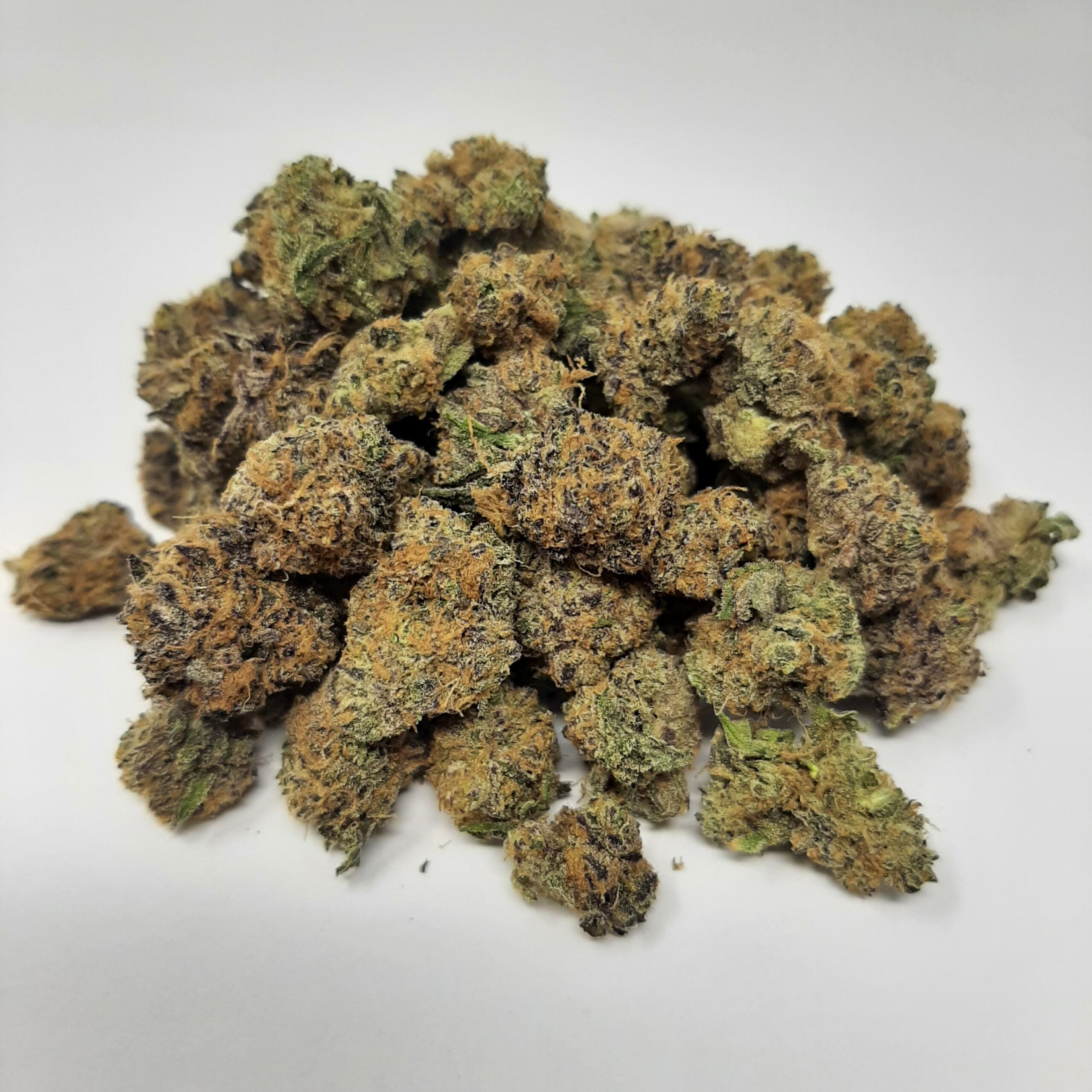 AAAA HulkBerry Mediums By Green Valley (27% THC)